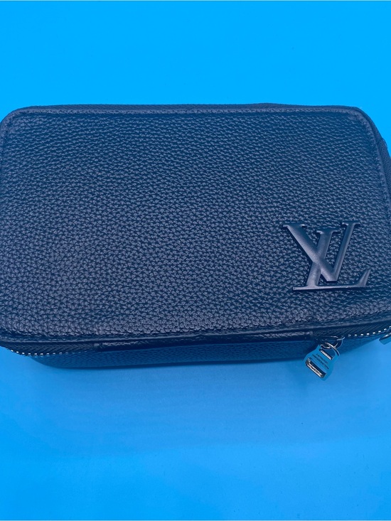 Louis Vuitton Other - Louis Vuitton Black Pebbled Leather Men's Toiletry Pouch